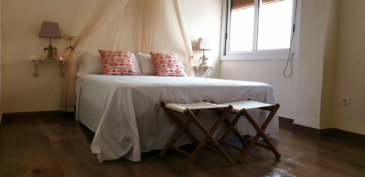 Les Llambrich - Apartamentos Turisticos L'Ampolla Buitenkant foto