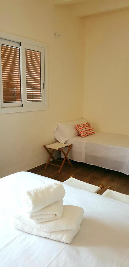 Les Llambrich - Apartamentos Turisticos L'Ampolla Buitenkant foto